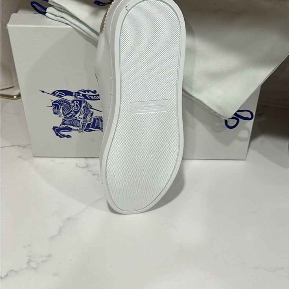 Burberry checkered sneakers - Picture 5 of 5